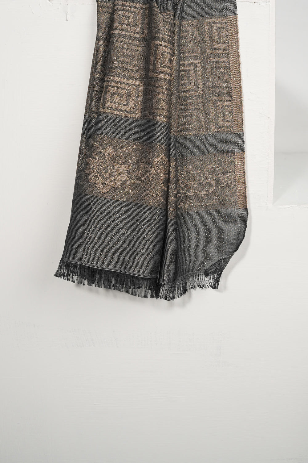 Banarasi Print - The Obsidian Maze