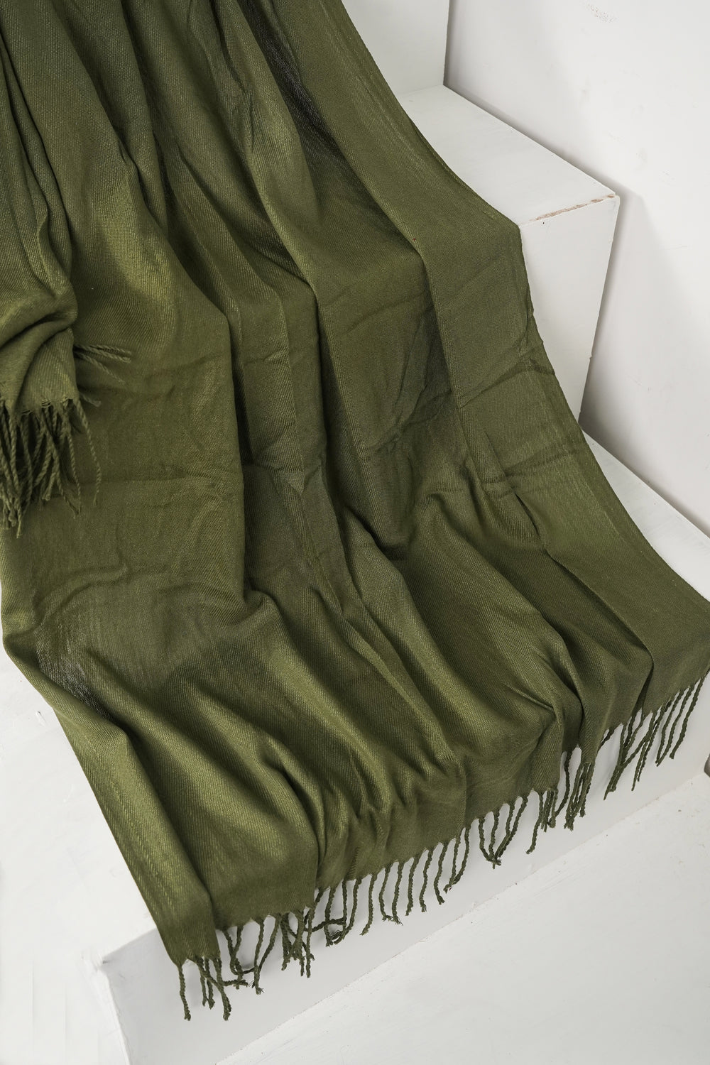 Olive Aura