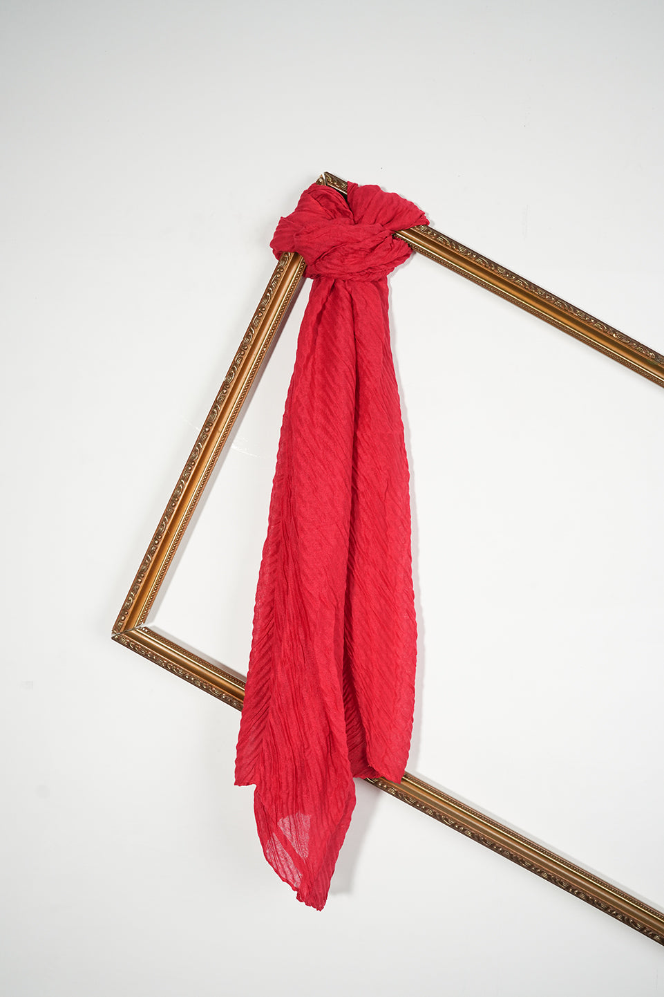 Crinkle Lawn - Vibrant Red