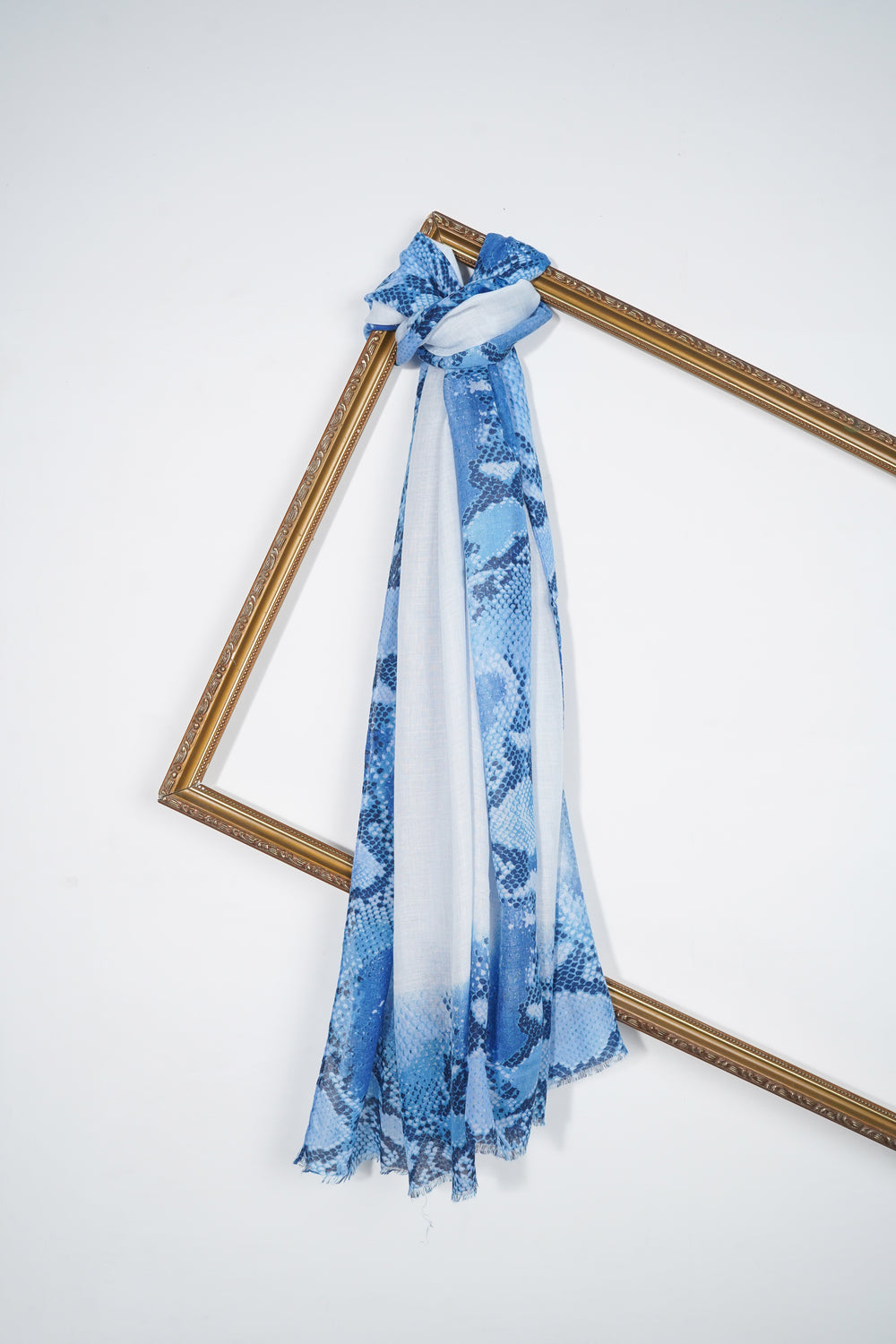 Arabic Lawn - Ocean Tide Sheer